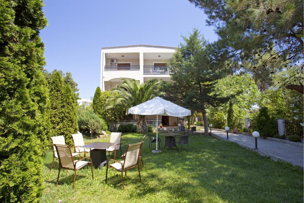 Villa Katerina Potos Exteriör bild