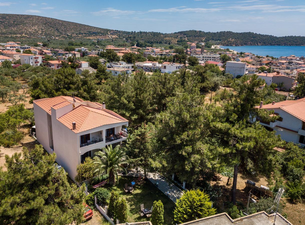Villa Katerina Potos Exteriör bild